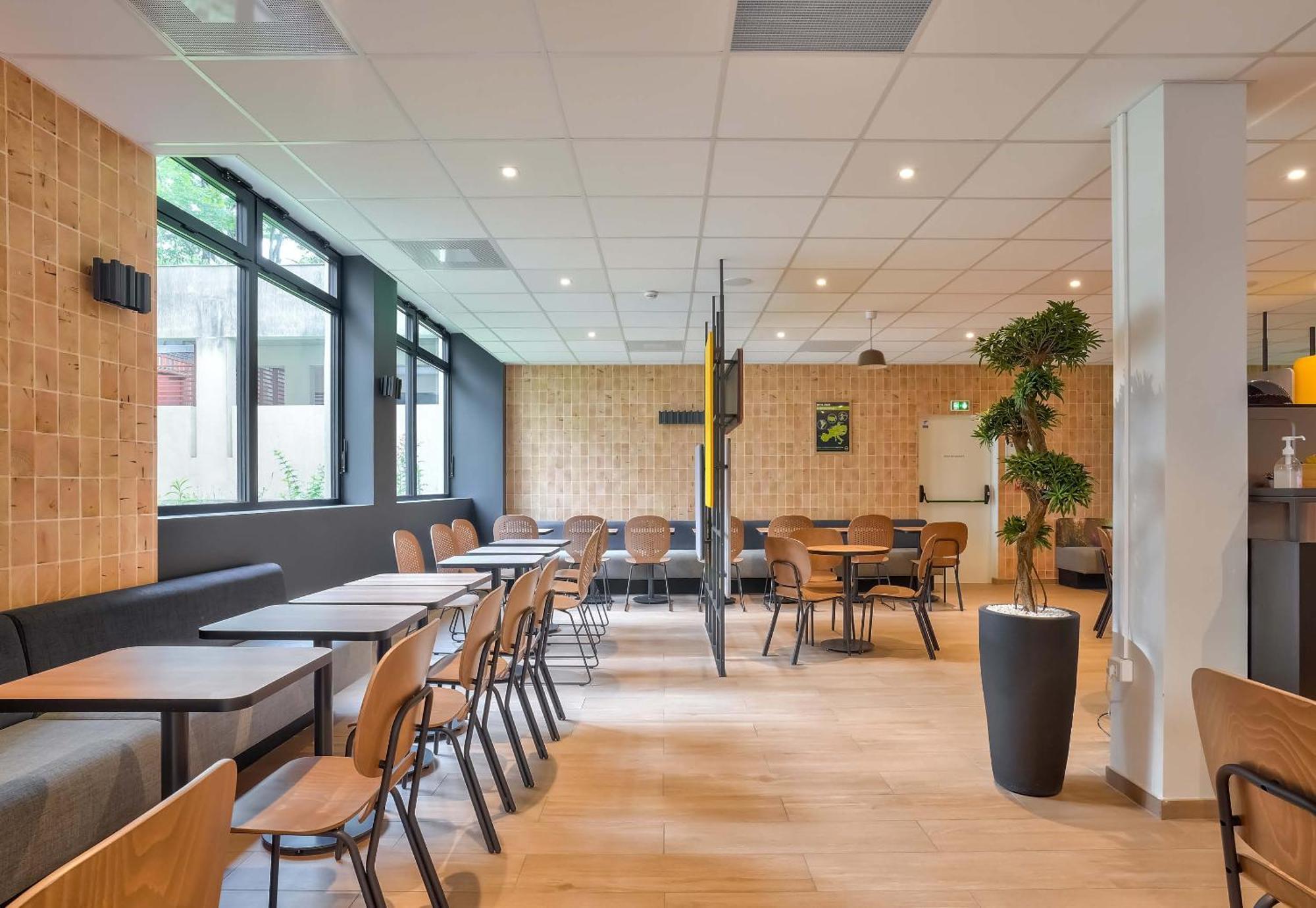 B&B Hotel Paris Porte D'Orleans Montrouge Exterior foto